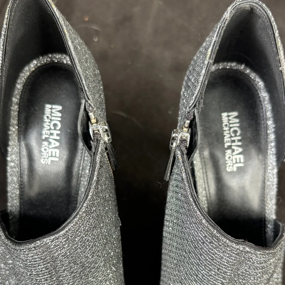 Michael Kors Glittering Silver Heels